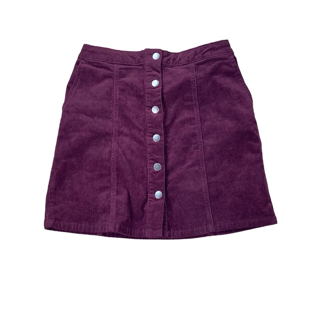 Woman’s Maurices button down maroon corduroy skirt size 4